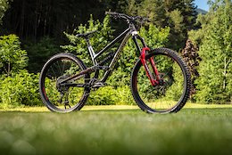 Commencal Introduces The Clash