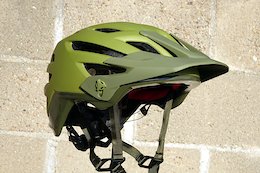 Review: The Bontrager Rally MIPS Helmet Is The Volvo Wagon Of Helmets