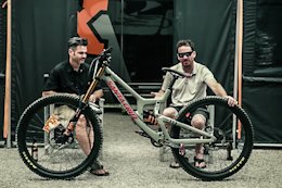 Video: The Finer Points of Greg Minnaar's Bike Setup in 'Between Two Puzzlers'