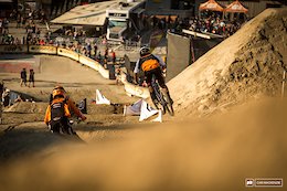 Doing it down under styles. Connor Fearon and Graeme Mudd duelling in the dust