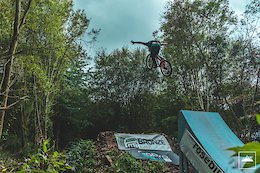 Video &amp; Photo Report: Dirt Wars UK Round 6 - The Final