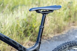 BikeYoke Announces 380g Divine SL Dropper Post