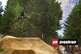 Video: The World's Biggest Public Jumps? Dream Track, New Zealand