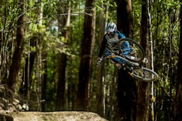 Video: Maydena Bike Park with Style in 'Duck 'N' Weave'