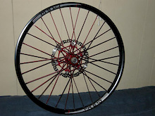 New Industry Nine front wheel, with Hope Saw-blade floating rotor.