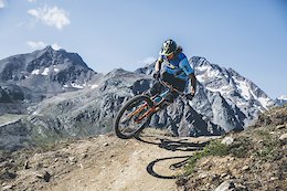 Video: Jaw-Dropping Scenery in Sölden, Austria with Wyn Masters