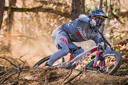 Commencal Vallnord DH Team Unveils World Cup Colours and New Partners