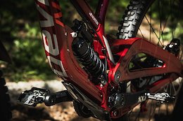 Bike Check: Dakotah Norton's Devinci Wilson 29 - Maribor DH World Cup 2019