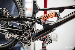 A Closer Look at Cannondale's Wild 2-Shock DH Bike - Maribor World Cup DH 2019