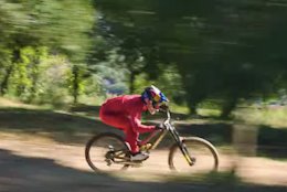 Video: Loic Bruni Decimates Downhill Runs in Spain