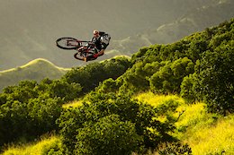 MUST WATCH: Return to Earth - The Spectacular Official Trailer from Anthill Films