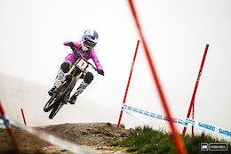Tahnee Seagrave Breaks Tibia and Fibula After Crashing on Dirt Jumps