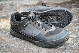 Review: Shimano's AM5 Shoes Deliver Comfortable Simplicity
