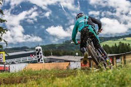 Video: Racing on the Fresh DH Track at Crankworx Innsbruck with Propain Factory Racing