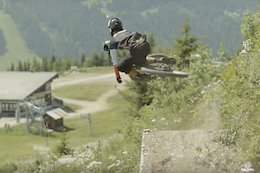 Video: Phil Atwill, Gaetan Vige and Max Hartenstern Ride the Les Gets World Cup Track