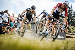 Photo Epic: Friday Night Dust Fight - Les Gets World Cup XCC 2019