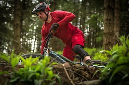 Video: Mountain Biking Meets the Office as Niner get a Brit Visitor