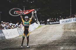 Alan Hatherly takes the win in the first ever eMTB World Championships.