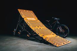 Video: MTB Hopper Build a 6 Foot Sender to Storm Area 51