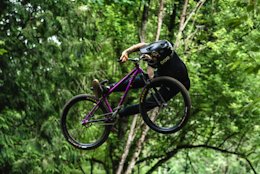 Video: Smooth Dirt Jumping in Coastal BC with Paul Genovese &amp; the Chromag Crew