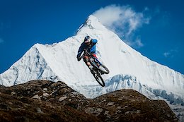 'Chasing The Yeti' Premieres in Whistler on Saturday Oct 12th