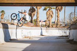 Video: Duncan Shaw Rides Trials in an Abandoned Waterpark