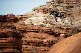 Video: Ethan Nell Shreds The YT Decoy in Utah
