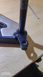testing if derailleur hanger fits with axle for new thread