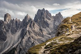 Shooting for 720 Protections' new Awake helmet in the Dolomites, with Cadini di Misurina mountain group in the background. // www.manuelsulzer.de