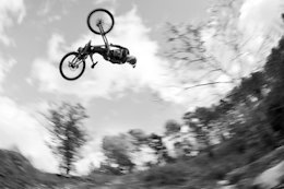 Video: 4 Minutes of Heavy-Hitting Riding with Thomas Genon