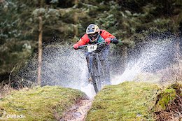 Race Report: Northern Downhill Hosts the Ae TT on a Stormy Weekend