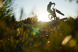 Martin Maes Gets Ready for the 2020 Season on his eMTB