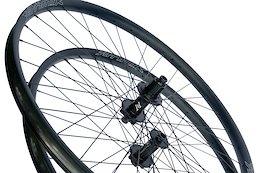 Atomik Carbon Go Back to Basics With Aluminium Wheelset - Pond Beaver 2020