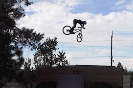 Video: Jump &amp; Jam Session with Cam McCaul