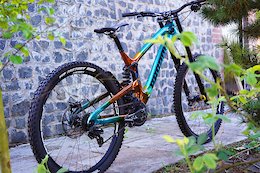 George Brannigan’s Lousa, Maribor &amp; Losinj Custom Painted Propain Rage Race Bike