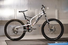 Now THAT Was A Bike: Nico Vouilloz's Sunn Radical+