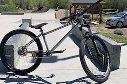 Turning an Old Hardtail into a Custom Dirt Jump Bike