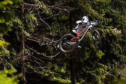 Video: Fabio Wibmer and Vali Höll Shred Saalbach Bike Park on its Opening Weekend