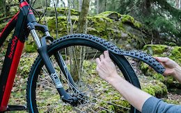 Video: ReTyre is a Modular Tyre That Lets You Zip on the Tread You Need