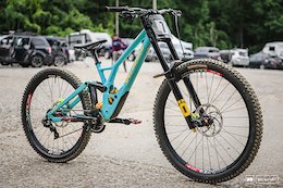 Two Pro Bikes from Downhill Southeast - Windrock II 2020