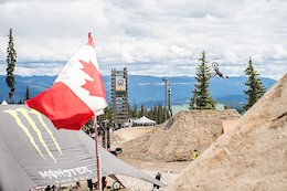 Canada to Reopen Borders for Nonessential Travel