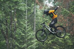 Video: Downhill Bike Shredding in West Vancouver