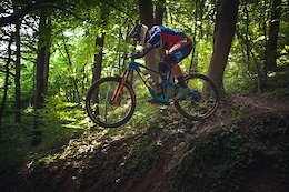 Video: Enduro Racer Gilles Franck Compares Race Lines to Fun Lines