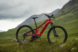 Trek's New Powerfly eMTB Doesn't Look Like A Session - Across the Pond Beaver