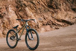 Bike Check: Lukas Schäfer's Signature Radon Slush