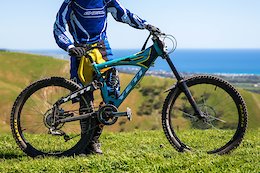 11 Retro Downhill Bikes From the South Australian State Downhill Championships