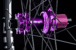 SUNringlé Brings Back the 3D Violet Super Bubba