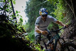 Video: Marcelo Gutiérrez Helps Locals in Colombia Build New Trails