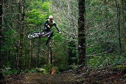 Raw Video: 40 Seconds of Fall Perfection in Squamish