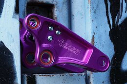 Cascade Components Announces Specialized Enduro and Norco Sight Links